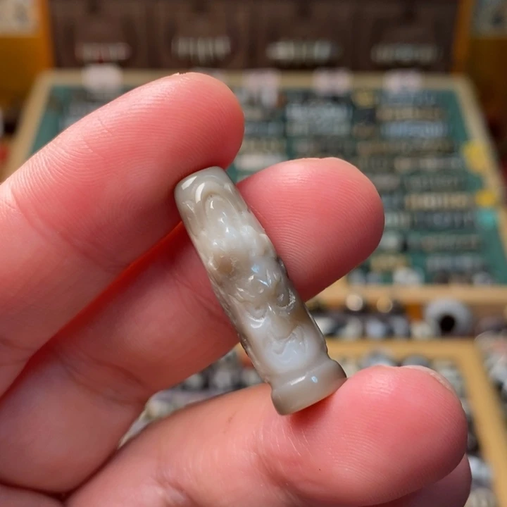 未镶嵌玛瑙/玉髓珠宝半成品