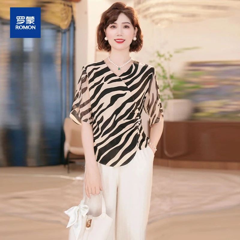 罗蒙2025新款中老年女装时尚两件套洋气妈妈小衫夏季上衣服套装