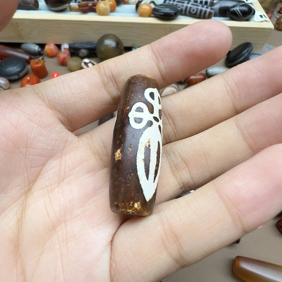 一***鞋玛瑙/玉髓合金珠宝半成品一颗
