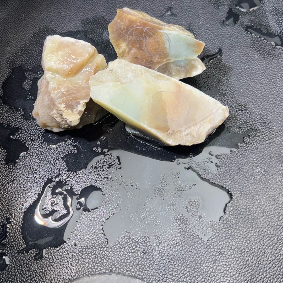 和田玉（糖玉）未镶嵌手镯