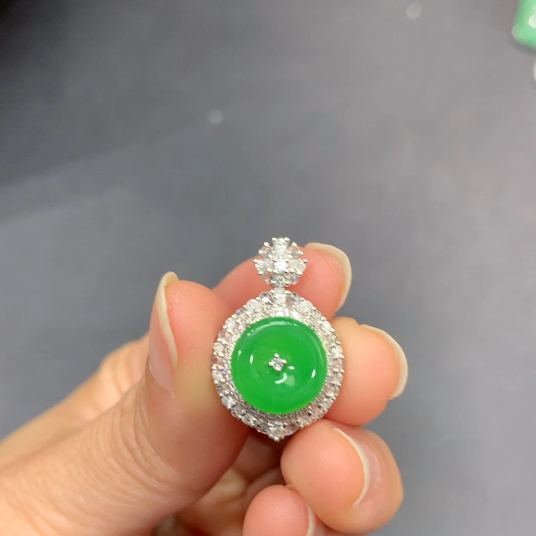 吊坠(不含链)18K金镶嵌翡翠