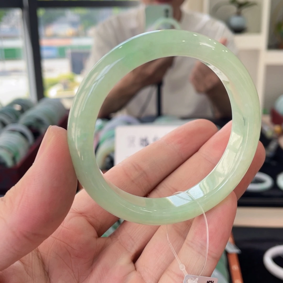 未镶嵌手镯翡翠54.6