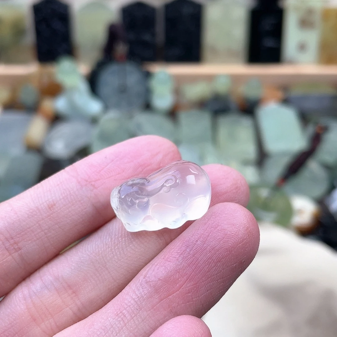 霸***主蛇纹石玉未镶嵌颈饰