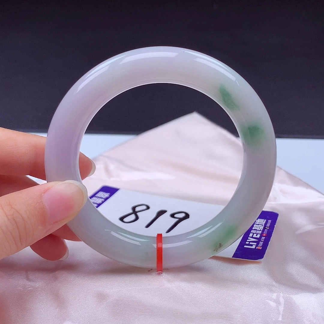 翡翠手镯未镶嵌手镯001444