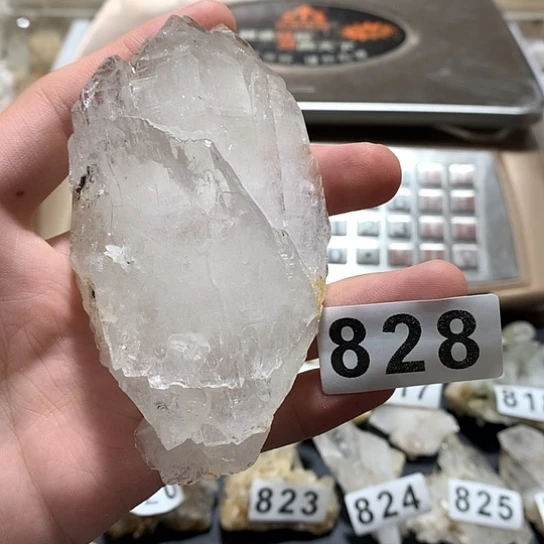 未镶嵌珠宝半成品水晶巴基斯坦喜马缝合193克