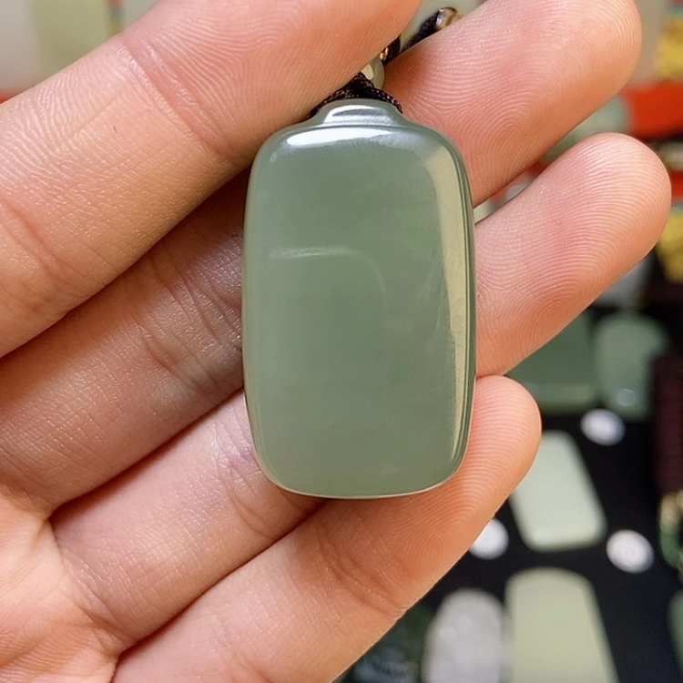 【闪购商品】颈饰未镶嵌和田玉