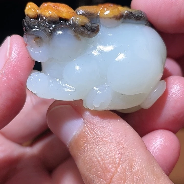 和田玉未镶嵌颈饰A7