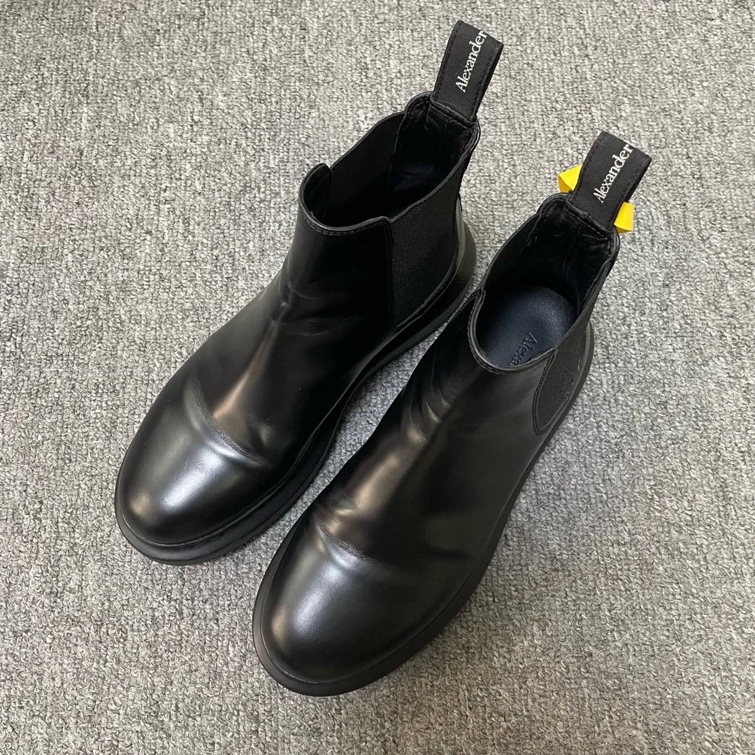 95新 Alexander McQueen/亚历山大·麦昆 百搭切尔西靴 35码/10748