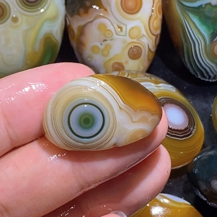 玛瑙/玉髓玛瑙吊坠未镶嵌