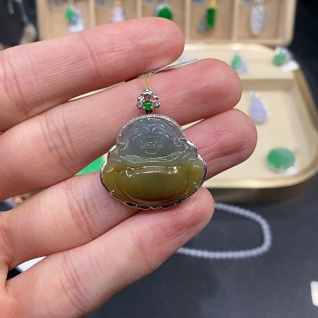 翡翠颈饰18K金镶嵌佛公
