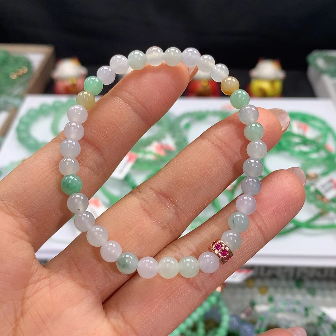 翡翠手链未镶嵌翡翠