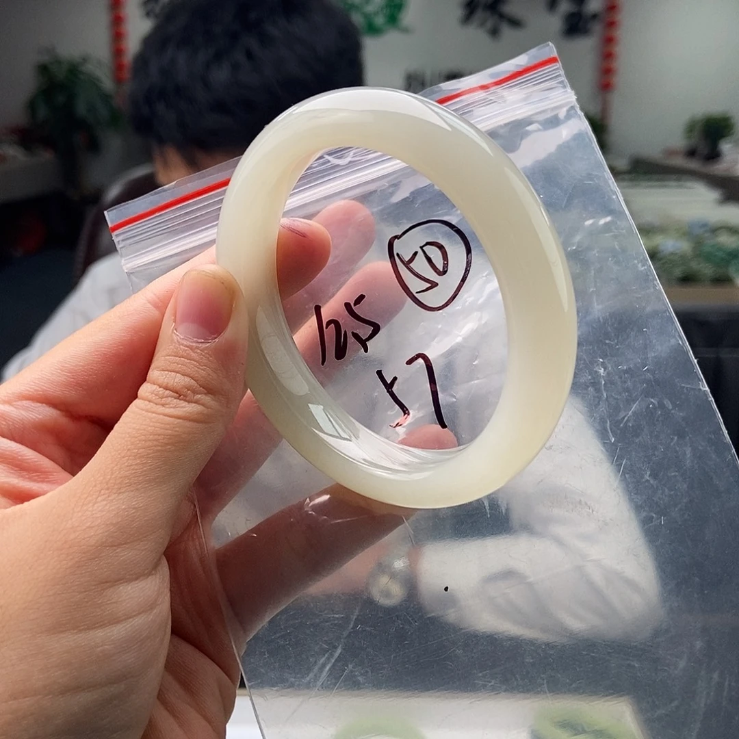 未镶嵌手镯和田玉拍一发一