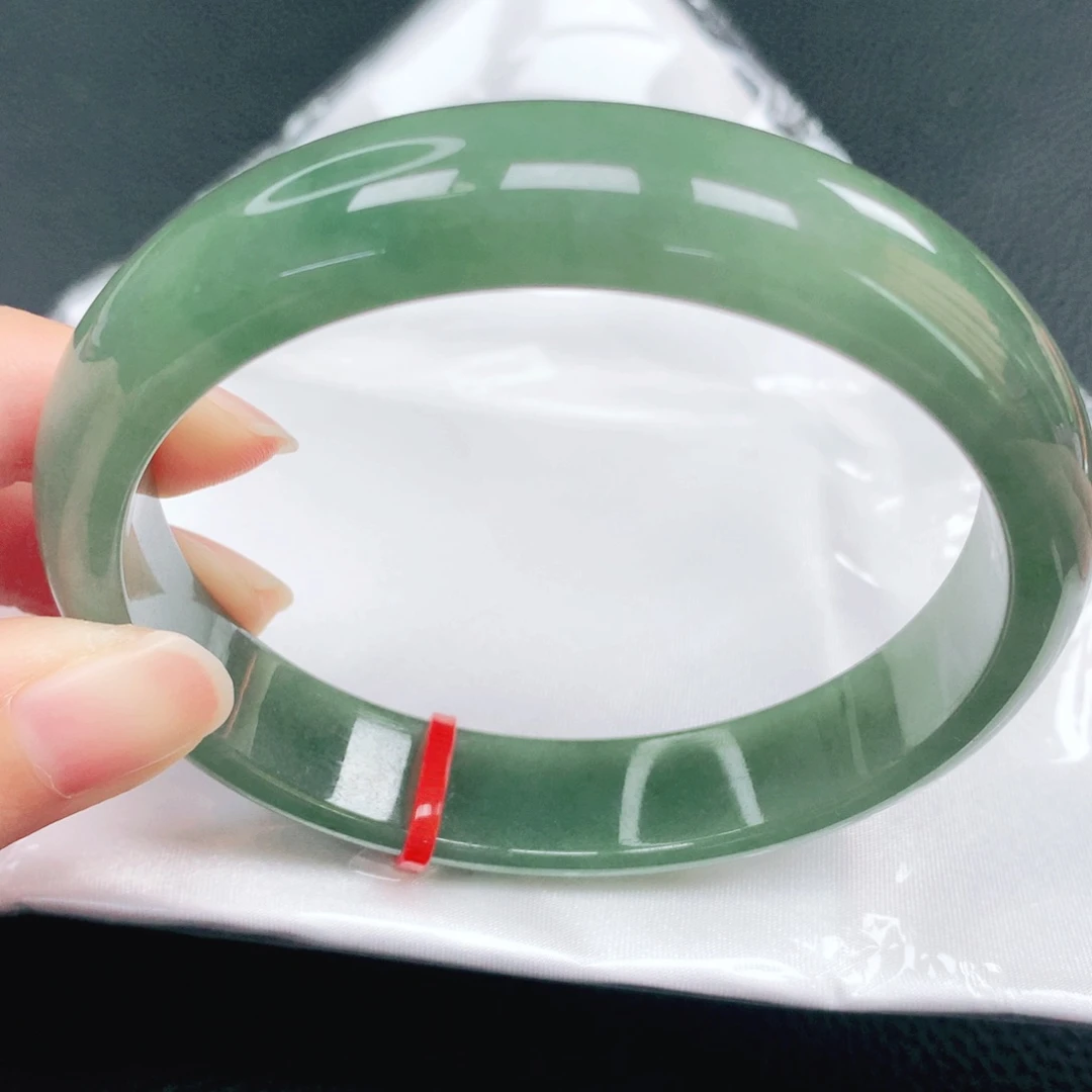 翡翠未镶嵌手镯64圈