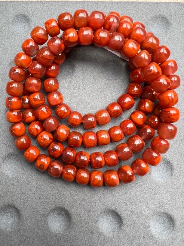 P103川料南红牛血火焰老型长链7mm