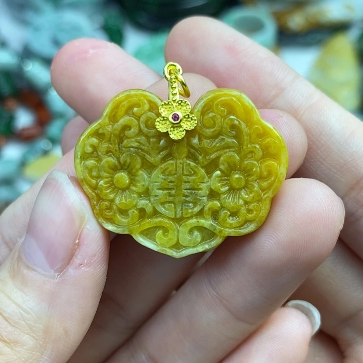 颈饰未镶嵌翡翠吊坠