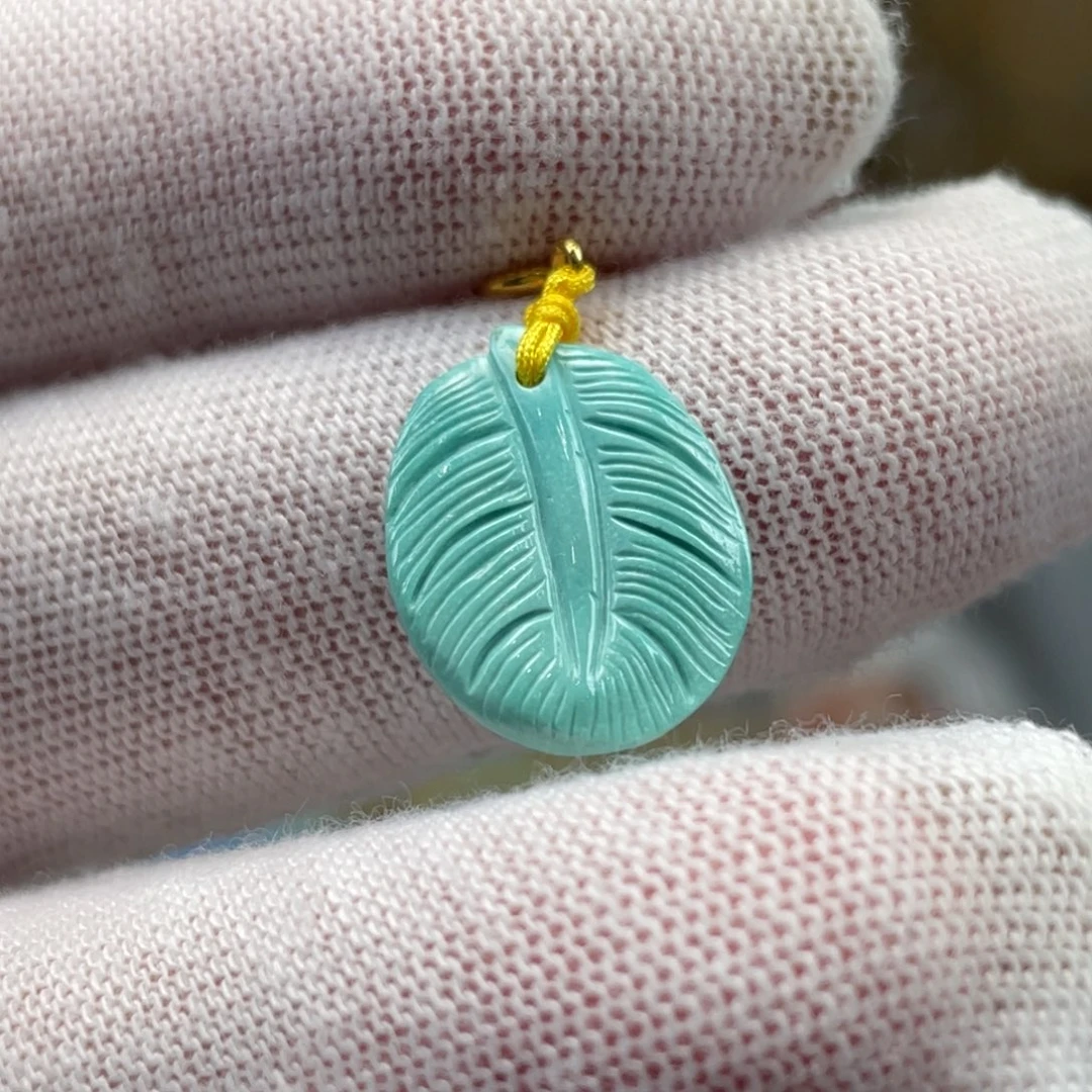 绿松石未镶嵌挂件