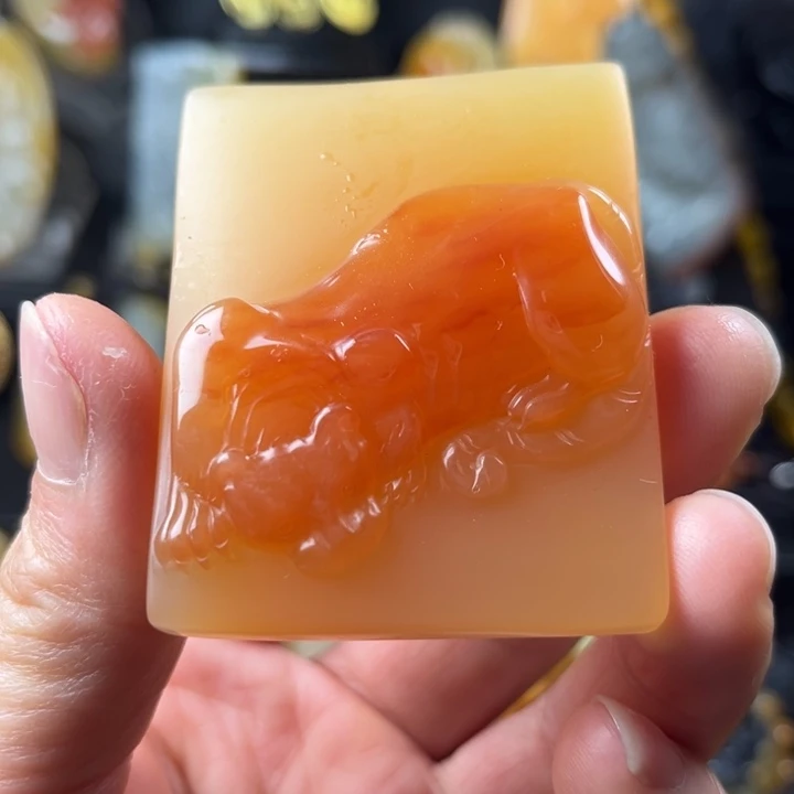 石英质玉（黄龙玉）未镶嵌手链