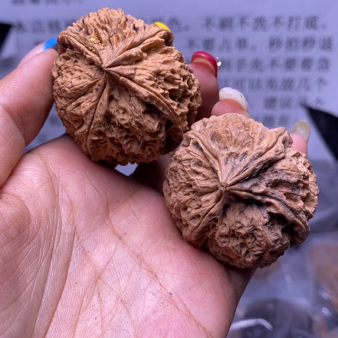 把件文玩核桃云南野生铁核桃145号42mm磕