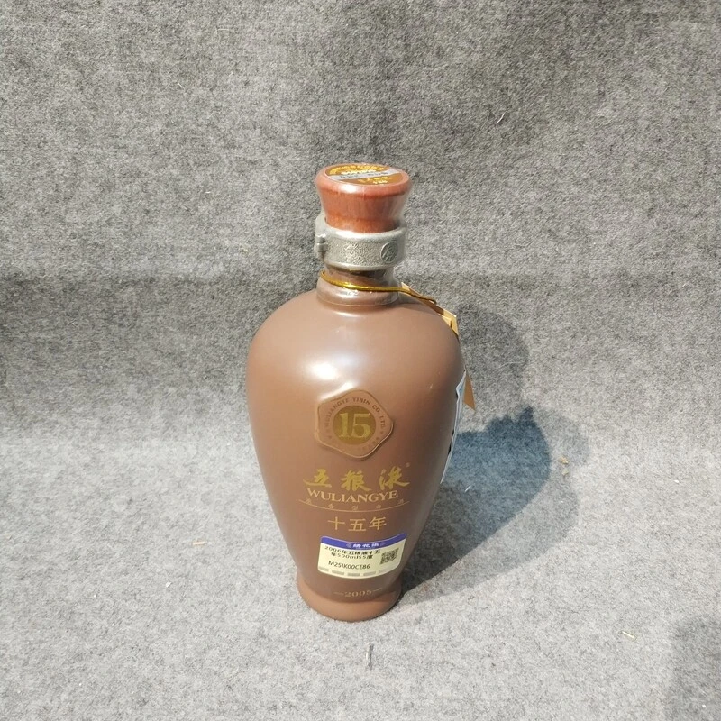 2006年五粮液十五年500ml55度-M25IK00CE86-04