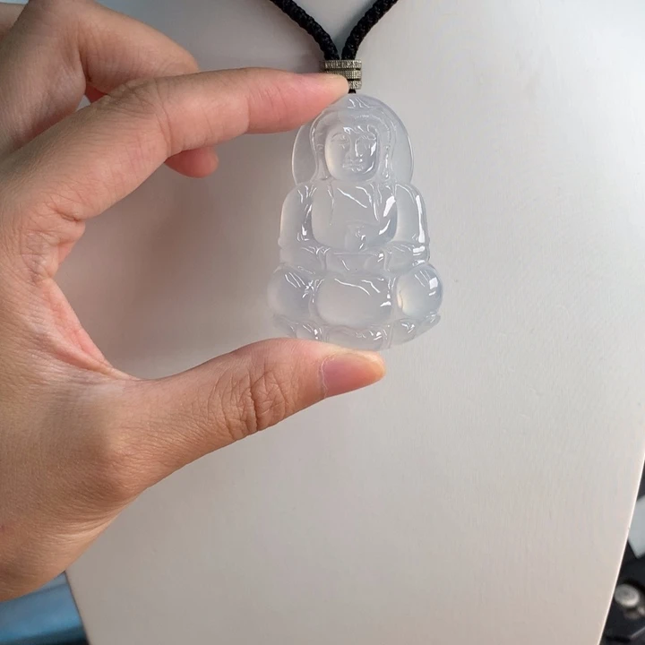 颈饰未镶嵌翡翠…..