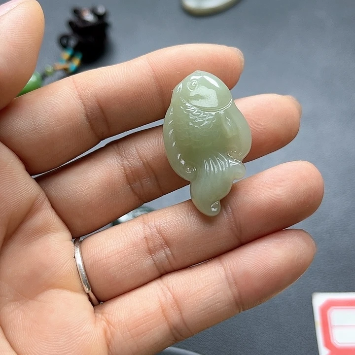 【闪购商品】颈饰未镶嵌和田玉ෆ***?