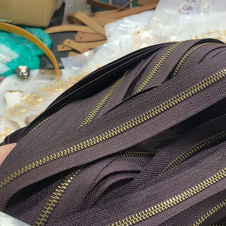 无纺布深咖啡色5号拉链2米