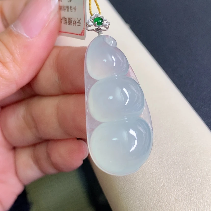 【闪购商品】翡翠颈饰18K金镶嵌豆子