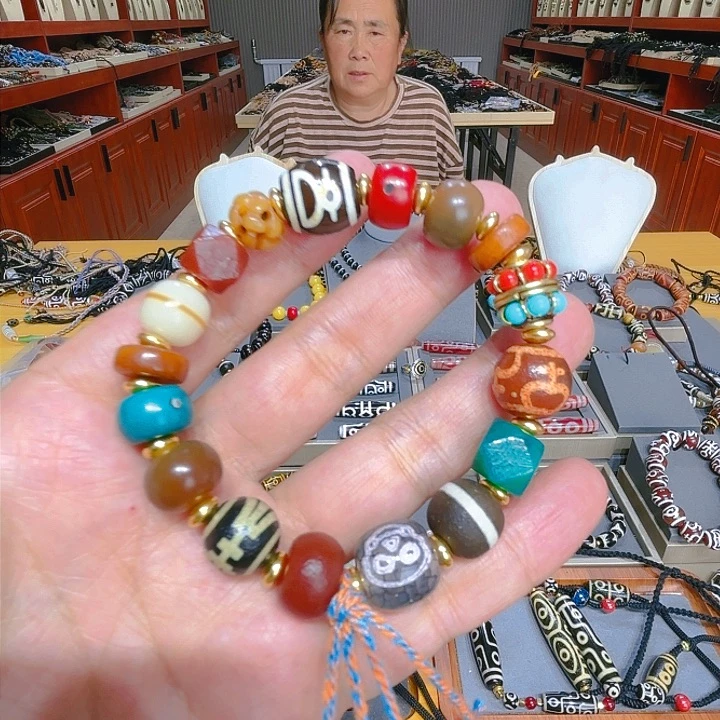 未镶嵌玛瑙/玉髓珠宝奇石