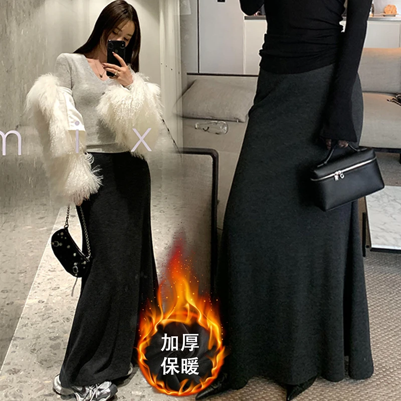 2025孕妇黑色半身裙女秋冬季新款复古高腰设计感糯米包臀鱼尾长裙