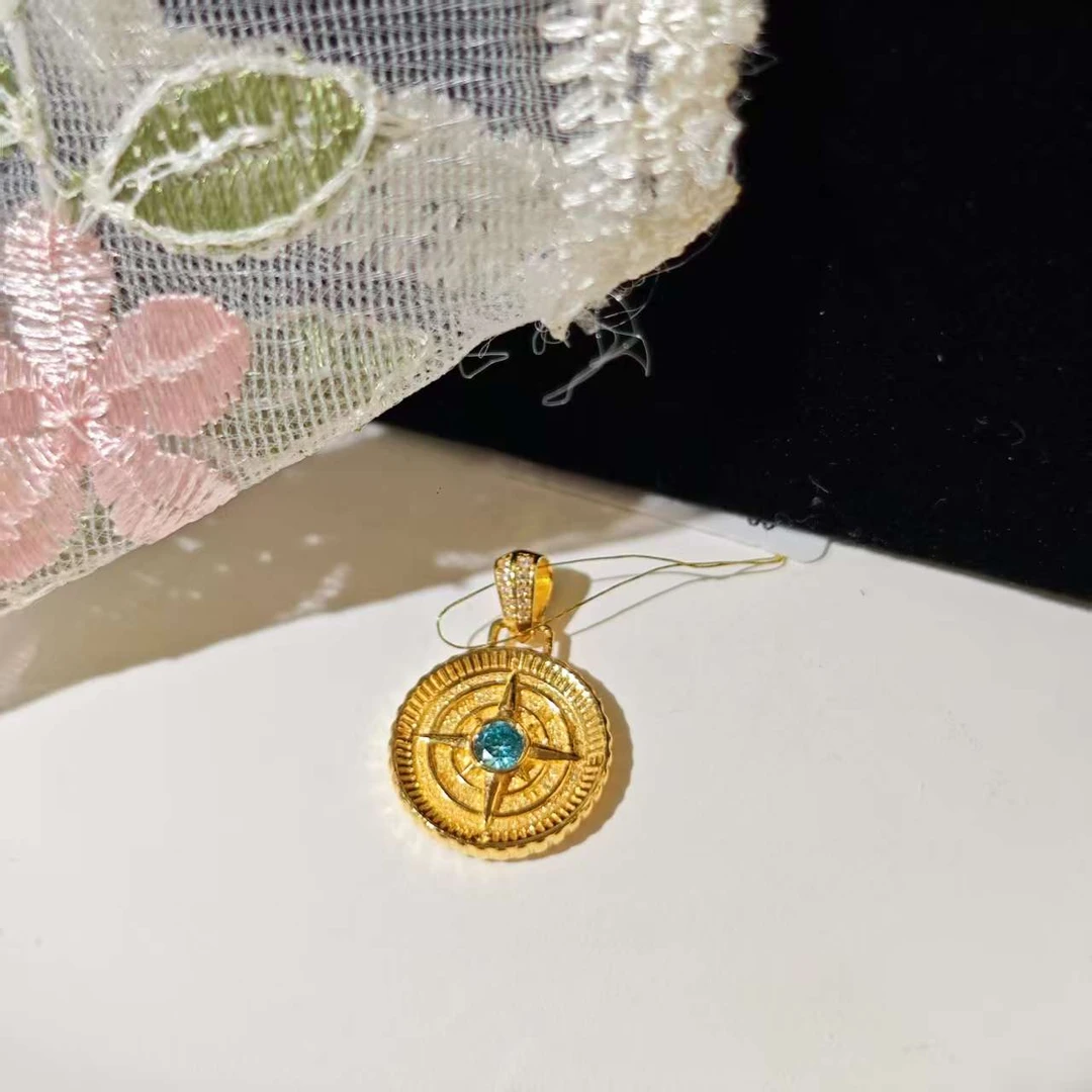 黄金芒星圆盘吊坠