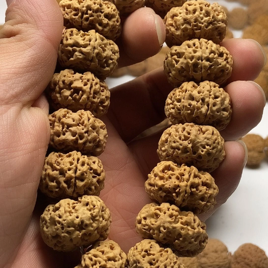 金刚菩提把件6瓣23板王