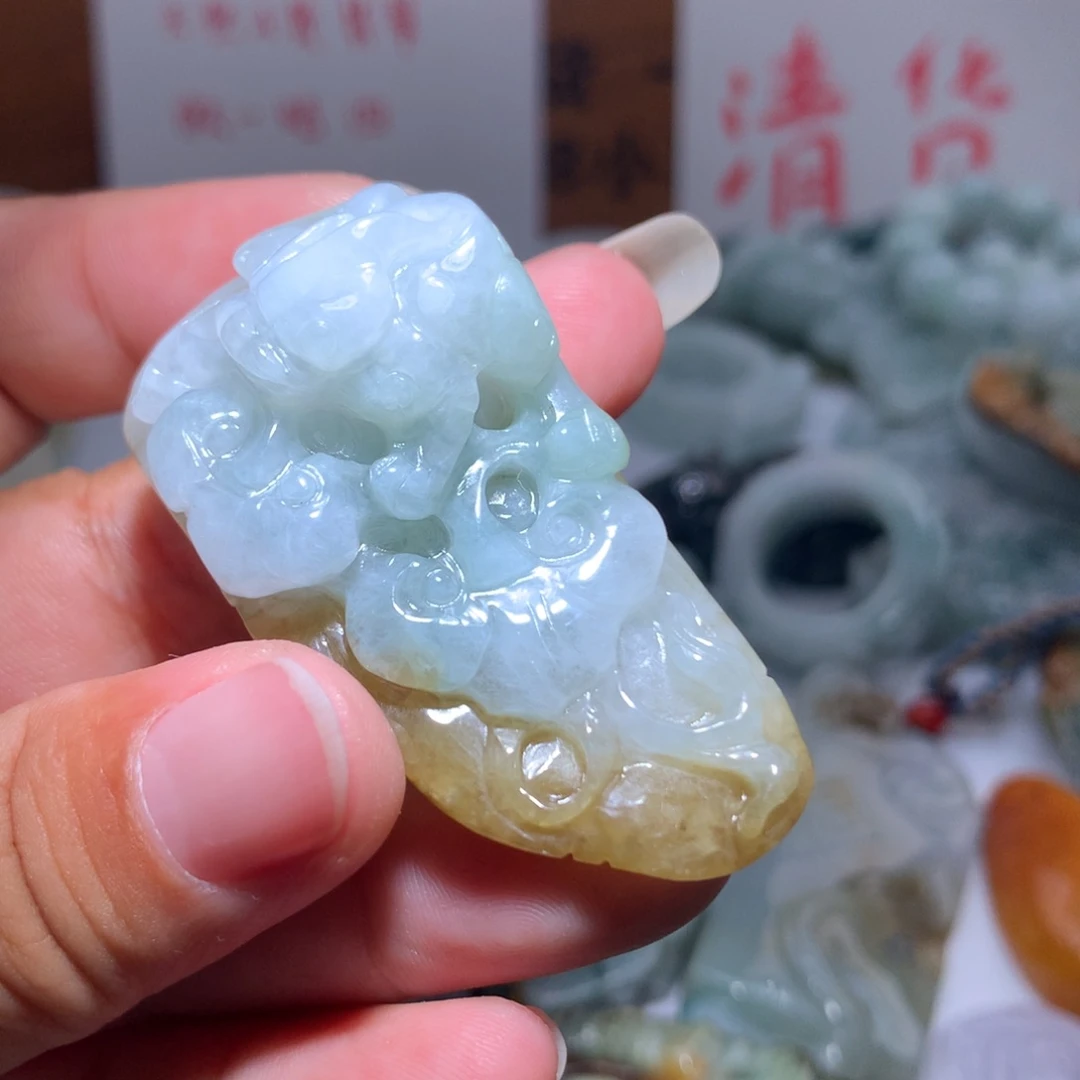 翡翠未镶嵌颈饰保真天然A货翡翠