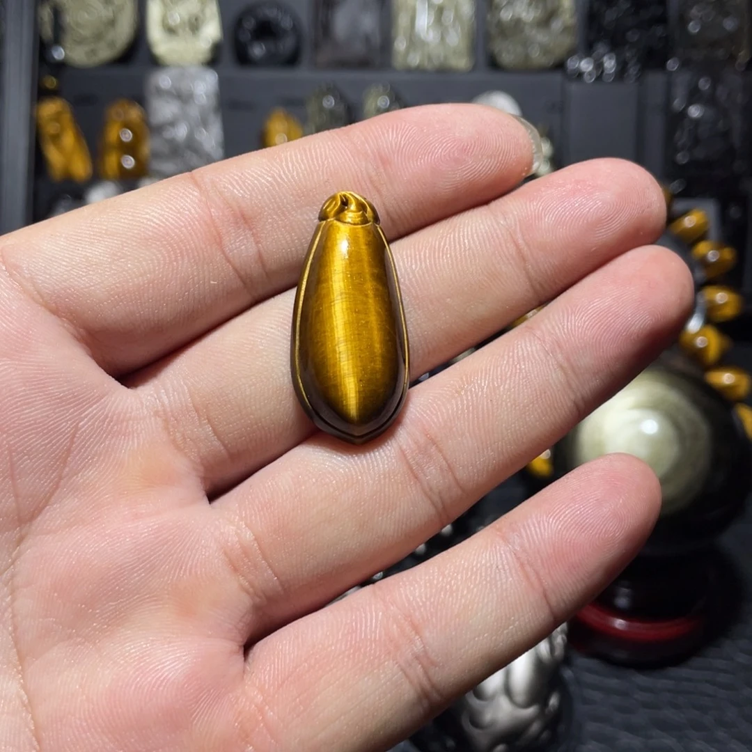 木变石（虎睛石）未镶嵌颈饰