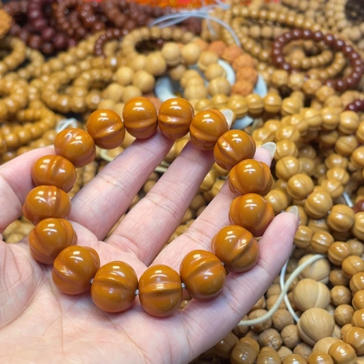 大****）猴头全品大鲨鱼手串