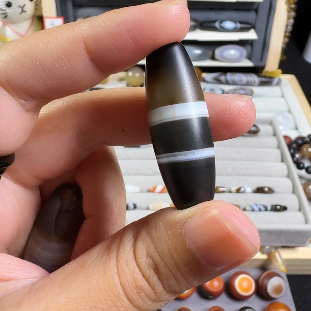 黑色双白线桶珠啦啦啦