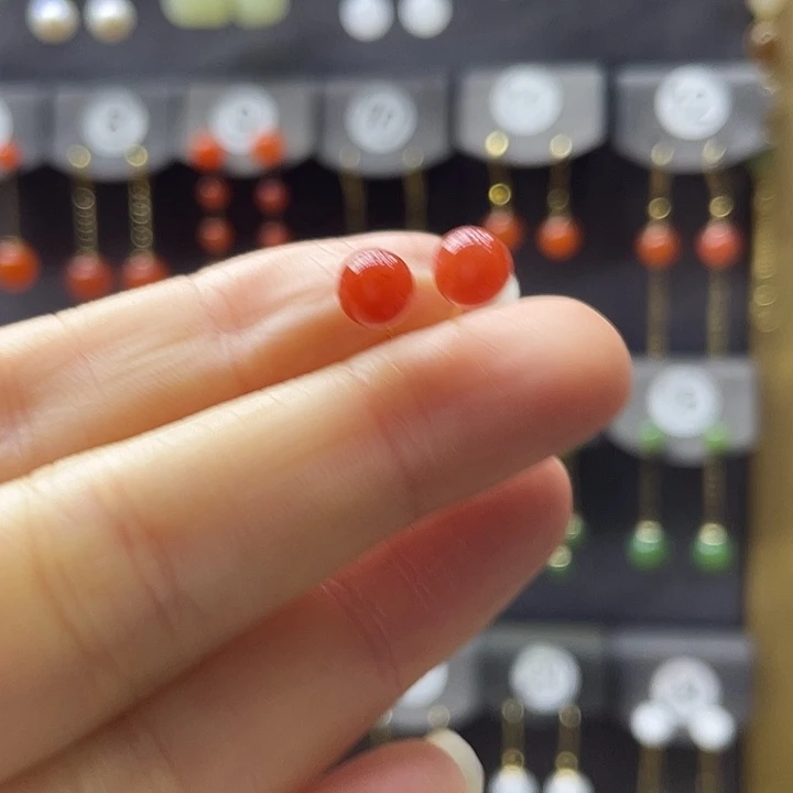 南红玛瑙18K金镶嵌耳饰