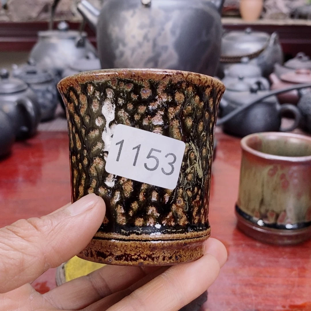 紫砂茶杯Tiipp57900005