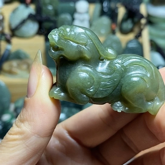 未镶嵌和田玉（糖玉）珠宝半成品