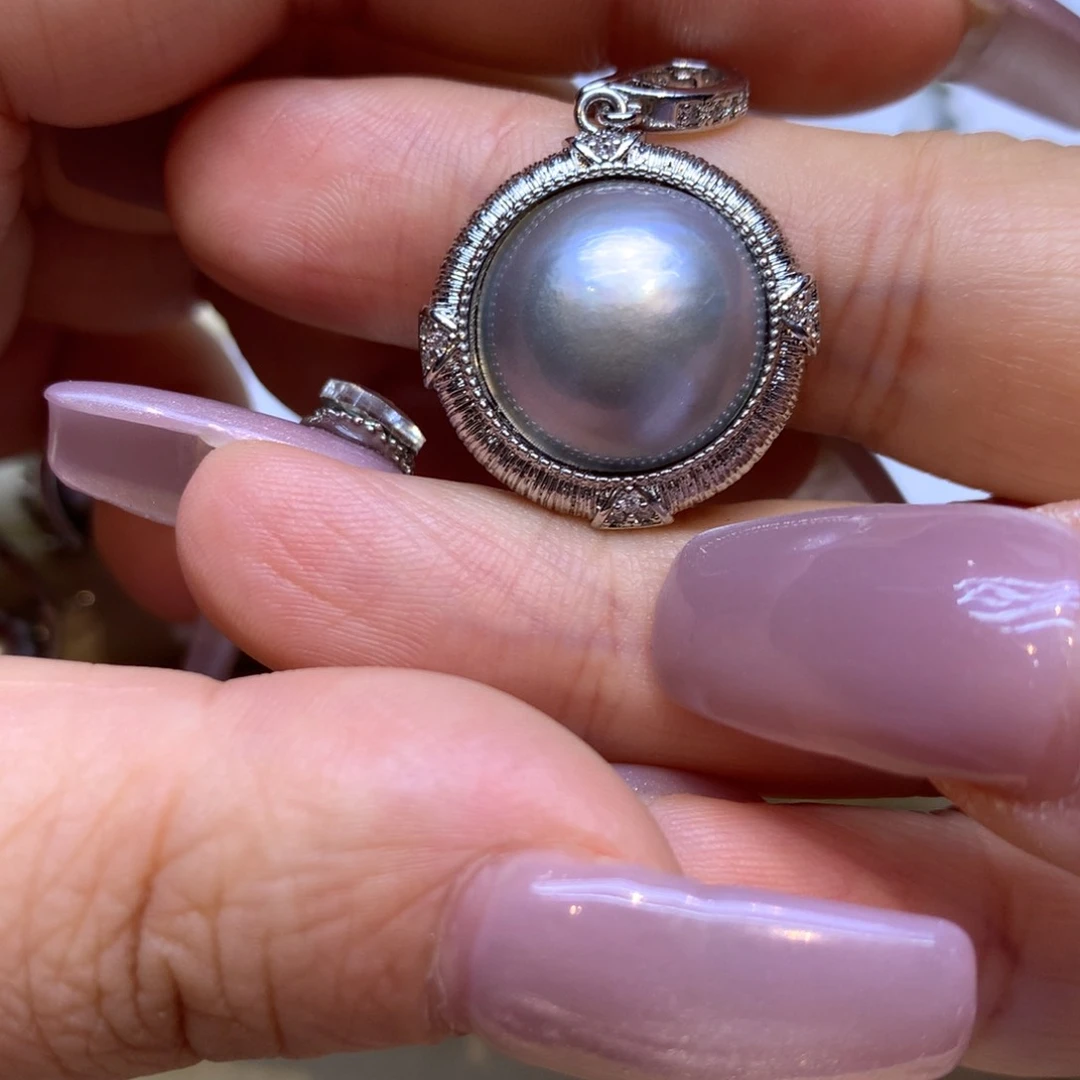 未镶嵌颈饰拼合珍珠（马贝珠）