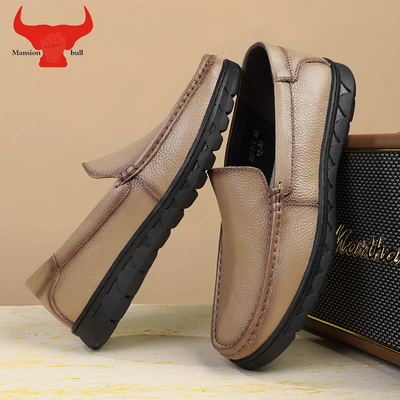公牛轻鞜男士头层牛皮真皮豆豆鞋中老年休闲鞋软底驾车鞋爸爸鞋