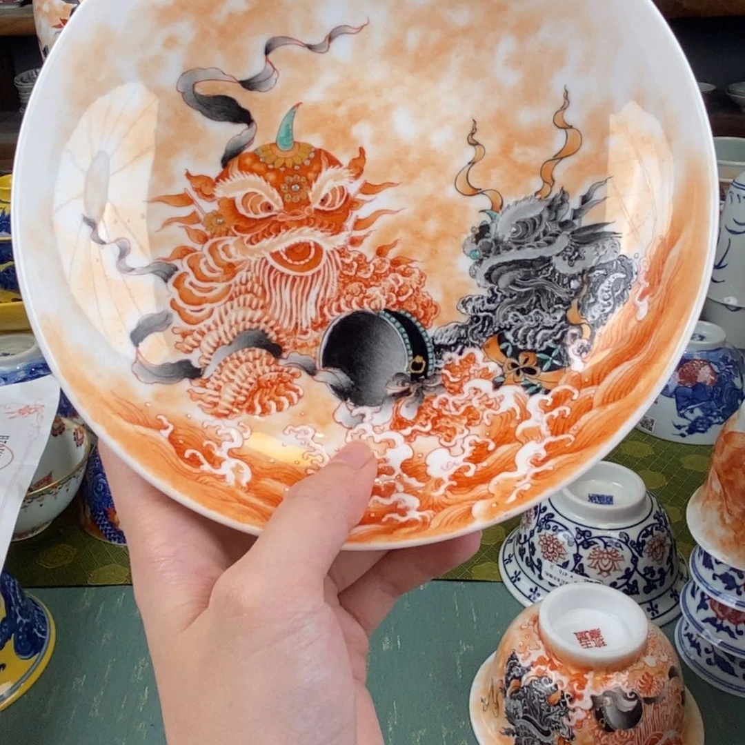 陶瓷的设计师是一个人