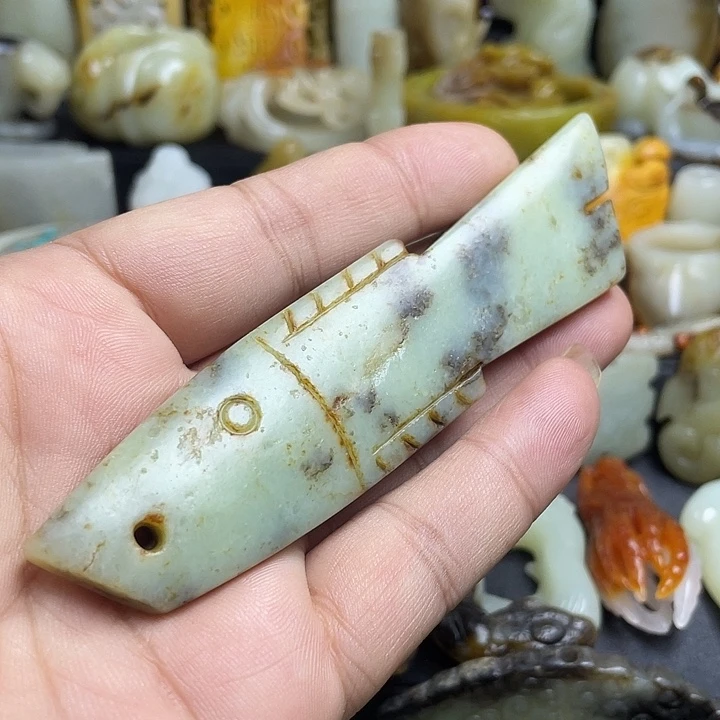 颈饰未镶嵌和田玉