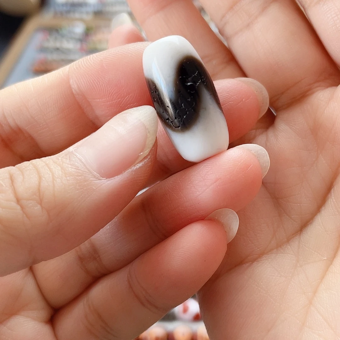 未镶嵌颈饰玛瑙/玉髓
