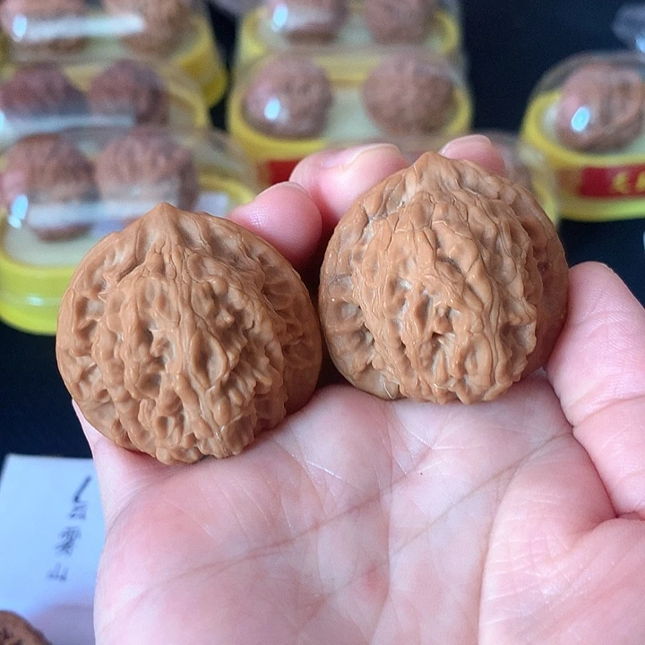 文玩核桃吊坠4.05尺马力小棵