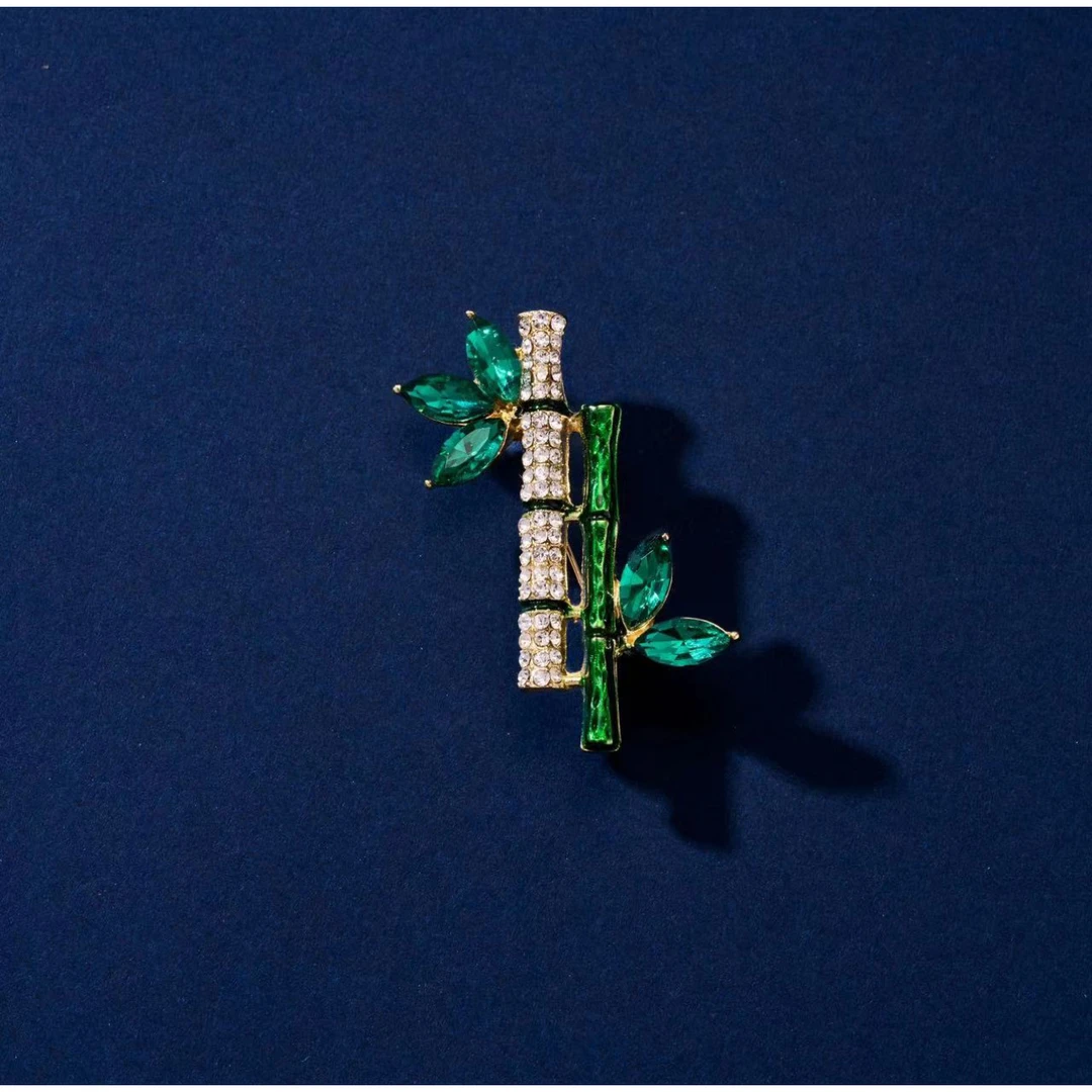 铜合金合成锆石胸针 铜合金合成立方氧化锆R801节节高升时尚轻奢