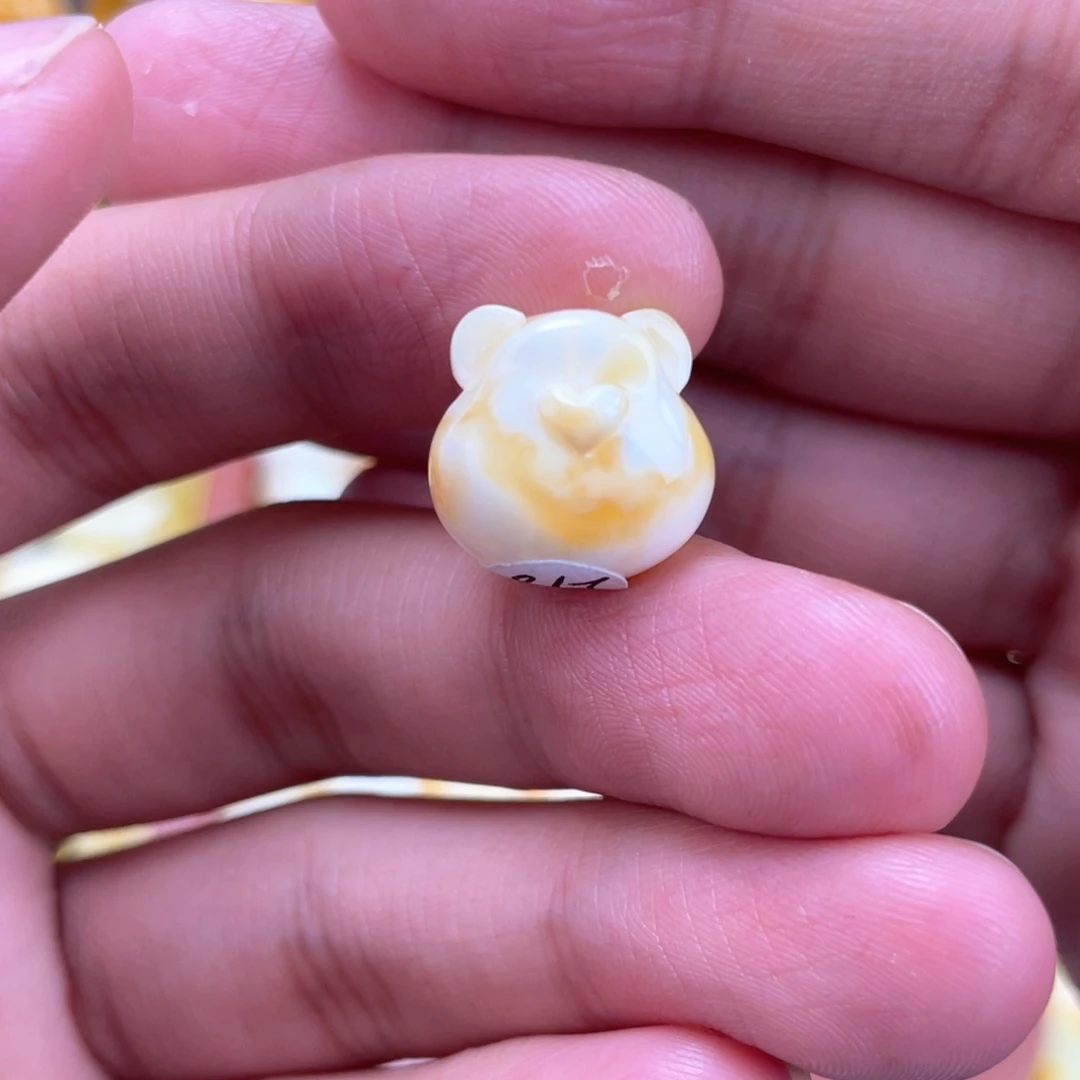 琥珀未镶嵌裸石蜜蜡