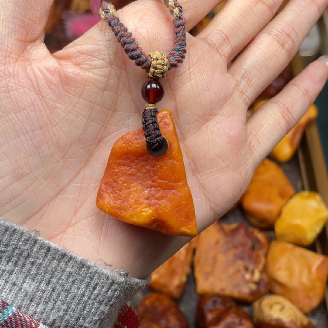 琥珀未镶嵌珠宝奇石