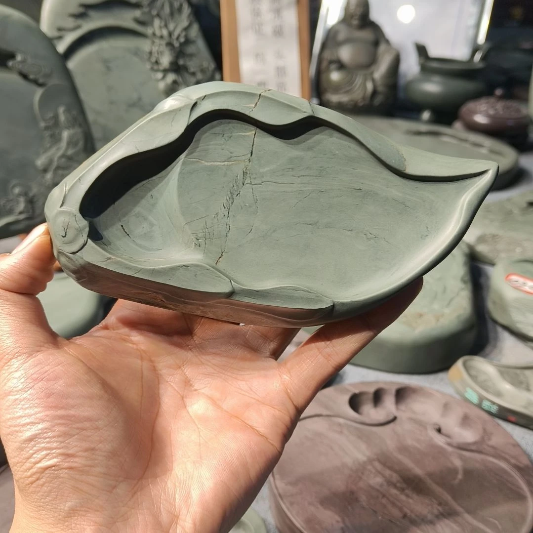 精***舍黄志民大师纯手工老坑鸭头绿砚