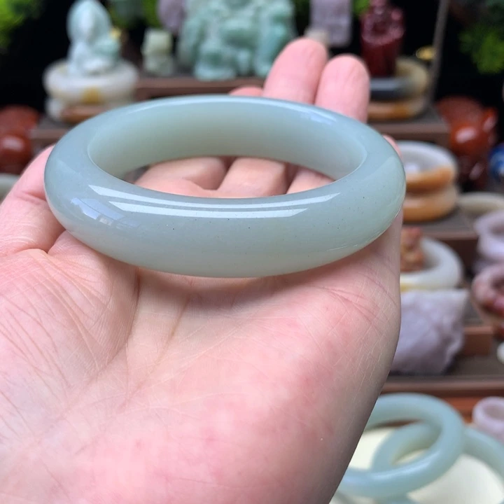 z***子查罗石合金手镯手镯玉手镯