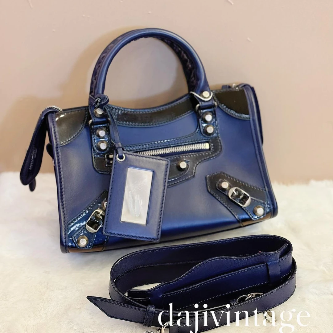 95新 Balenciaga/巴黎世家 大吉中古/巴黎世家藏蓝色mini机车斜挎